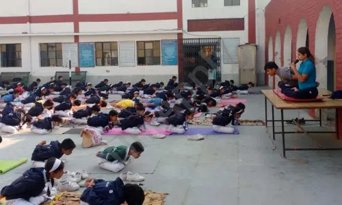 Mata Daan Kaur Public School, Mundhela Kalan, Delhi Yoga