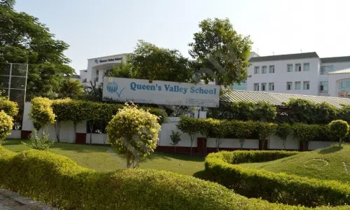 Queen’s Valley School, Sector 8, Dwarka, Delhi School Building 2