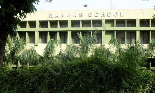 Ramjas International School, Sector 4, Rk Puram, Delhi School Building