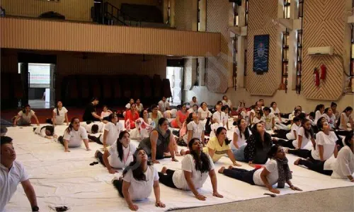 Sadhu Vaswani International School For Girls, Shanti Niketan, Moti Bagh, Delhi Yoga
