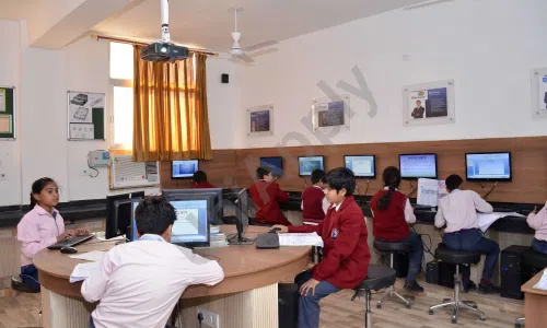 Smarten School, Naveen Palace, Jharoda Kalan, Delhi Computer Lab