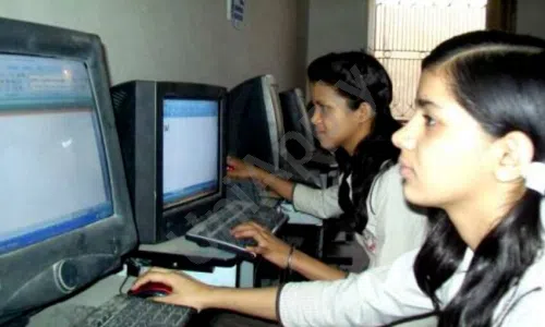 Smt. Misri Devi Gyan Niketan, Shyam Vihar, Najafgarh, Delhi Computer Lab