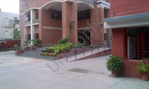 St. Mary's School, Safdarjung Enclave, Delhi School Building