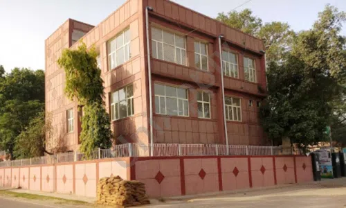 St. Mother Teresa CB Senior Secondary School, Delhi Cantonment, Delhi School Building