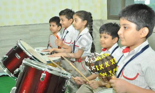 Maxfort School, Guru Harkishan Nagar, Paschim Vihar, Delhi Music