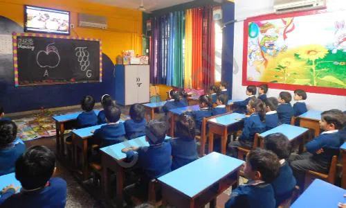 Rainbow English School, Janakpuri, Delhi Classroom