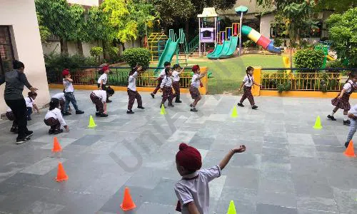 Guru Nanak Public School, Punjabi Bagh, Delhi Outdoor Sports