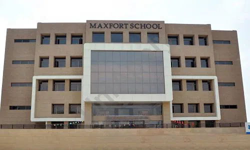 Maxfort School, Guru Harkishan Nagar, Paschim Vihar, Delhi School Building
