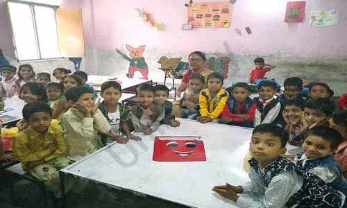 Emmanuel Mission School, Nihal Vihar, Nangloi, Delhi Classroom
