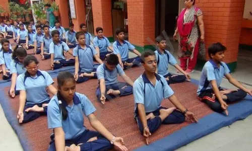 DAV Public School, Reserve Bank Enclave, Paschim Vihar, Delhi Yoga
