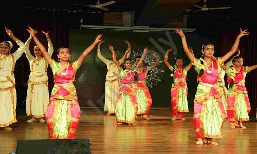 Ramakrishna Senior Secondary School, Vikaspuri, Delhi Dance
