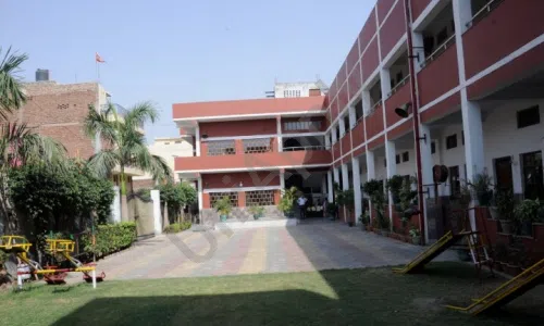 Deepanshu Public School, Kamerdin Nagar, Nangloi, Delhi School Building