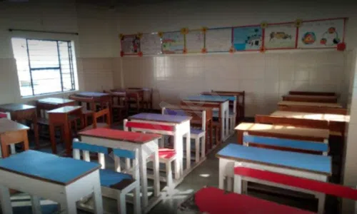 Guru Nanak Public School, Punjabi Bagh, Delhi Classroom