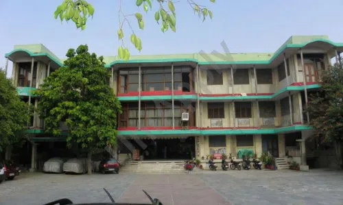 Modern Child Public School, Punjabi Basti, Nangloi, Delhi School Building