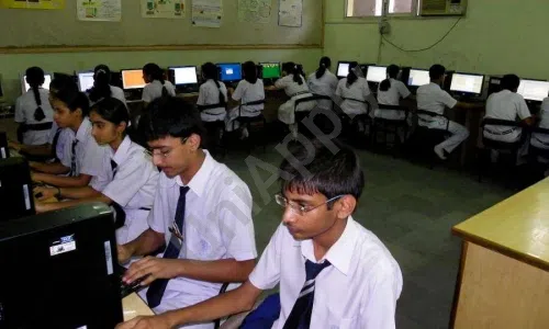 Modern Child Public School, Punjabi Basti, Nangloi, Delhi Computer Lab