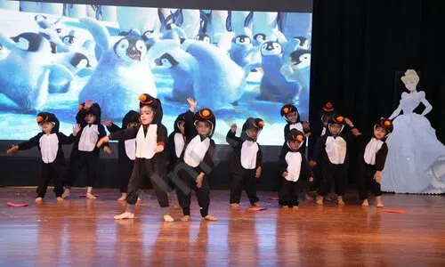 Mothers' Mount Global School, Vikaspuri, Delhi Dance