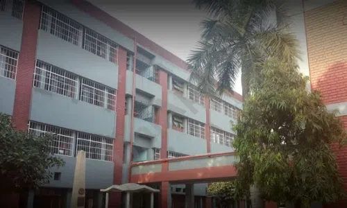 Oxford Senior Secondary School, Vikaspuri, Delhi School Building