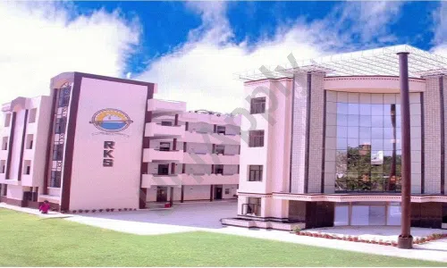 Ramakrishna Senior Secondary School, Vikaspuri, Delhi School Building 1
