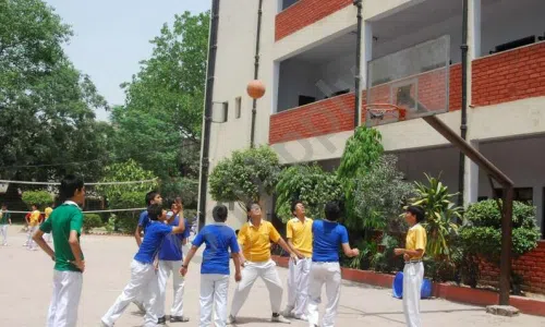 S.D. Public School, Kirti Nagar, Delhi Playground