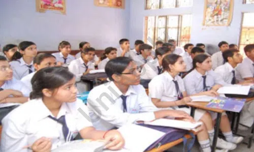 Shri Daulat Ram Public Senior Secondary School, Kamardin Nagar, Nangloi, Delhi Classroom