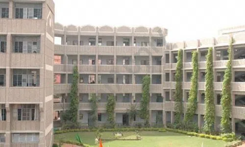 Veda Vyasa DAV Public School, Vikaspuri, Delhi School Building