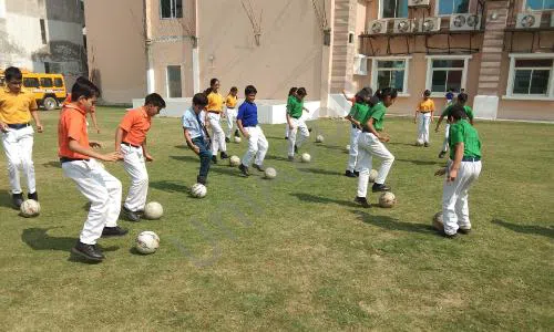 Emerald International School, Sector 31, Faridabad Outdoor Sports
