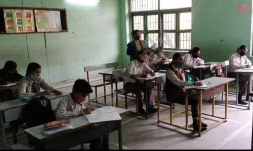 Vardhman International Public School, Sector 46, Faridabad Classroom