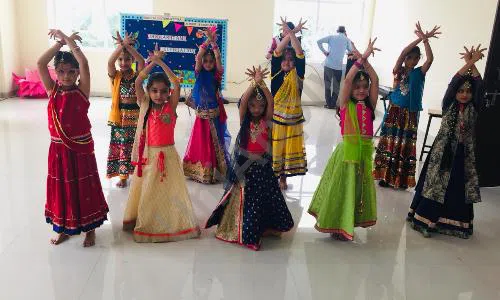 Emerald International School, Sector 31, Faridabad Dance 2