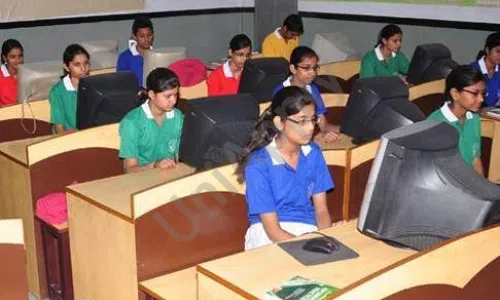 A.V.N Senior Secondary School, Sector 19, Faridabad Computer Lab
