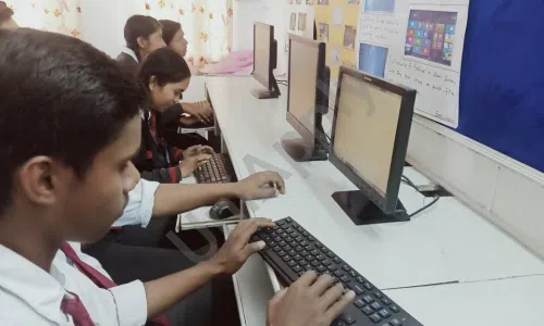 Ashirwad Public High School, Sector 21D, Faridabad Computer Lab
