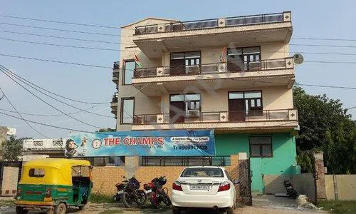 The Champs, Sector 28, Faridabad School Building