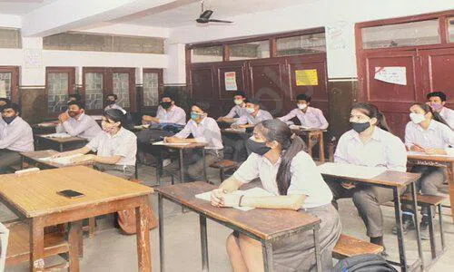 K.L. Mehta Dayanand Public Senior Secondary School, Nit, Faridabad Classroom