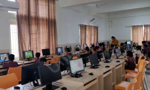 DAV Police Public School, Sector 30, Faridabad Computer Lab