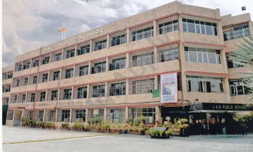 DAV Public School, Sector 14, Faridabad School Building 1