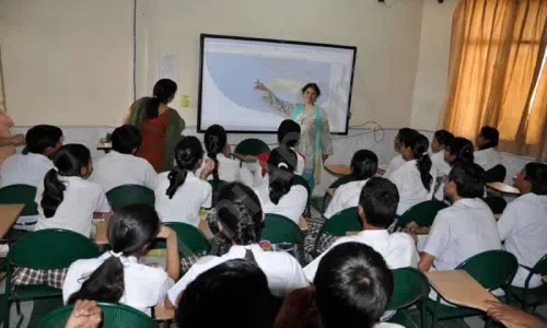 DAV Public School, Sector 37, Faridabad Smart Classes