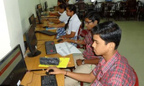 DAV Public School, Nit, Faridabad Computer Lab