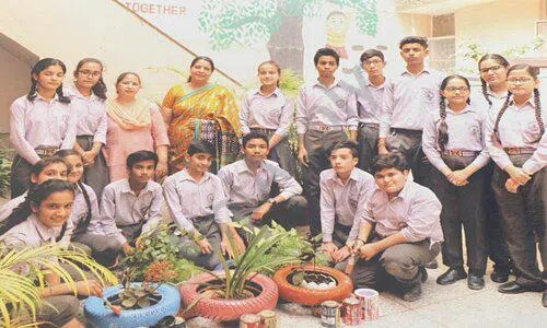 K.L. Mehta Dayanand Public Senior Secondary School, Nit 5, Faridabad Gardening