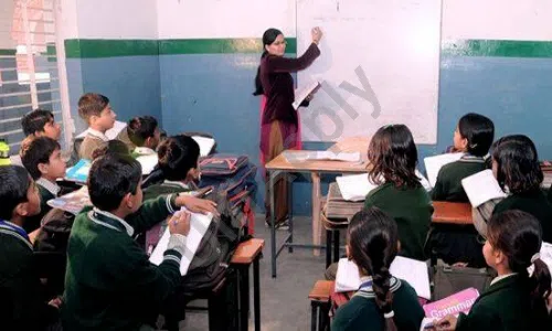 Geeta Public School, Machhgar, Ballabgarh, Faridabad Classroom