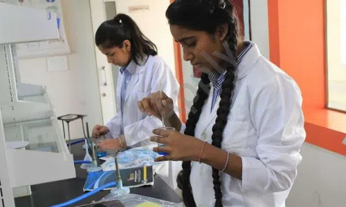 Grand Columbus International School, Sector 16A, Faridabad Science Lab