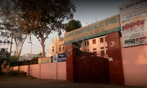 K.L. Mehta Dayanand Public Senior Secondary School, Sector 16, Faridabad School Building 2