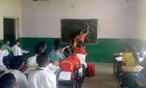 Karhana Senior Secondary School, Ferozepur Kalan, Ballabgarh, Faridabad Classroom
