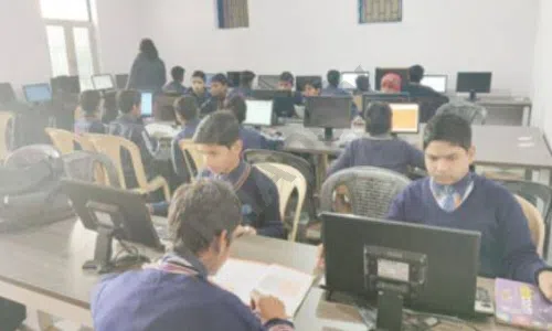 Murari Lal Senior Secondary School, Sector 34, Faridabad Computer Lab