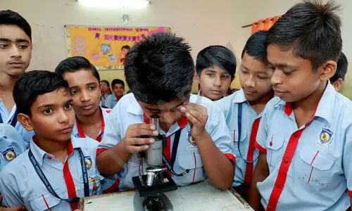 Rawal International School, Nangla, Faridabad Science Lab
