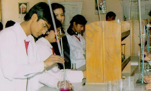 Saffron Public School, Sector 37, Faridabad Science Lab 1