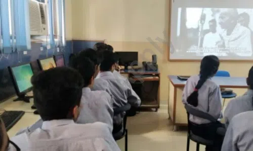 Sant Nirankari Public School, Sector 16A, Faridabad Smart Classes