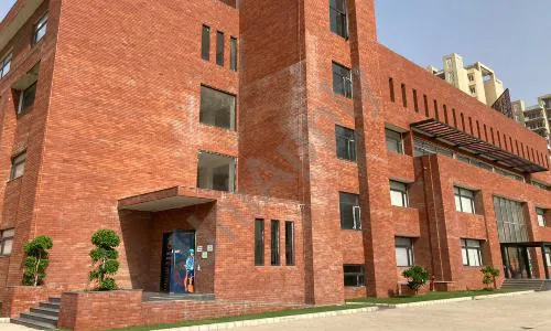The Vivekananda School (Senior Branch), Sector 69, Gurugram School Building