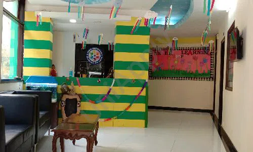 Indo American Montessori Pre School, Dlf Phase 4, Gurugram School Reception