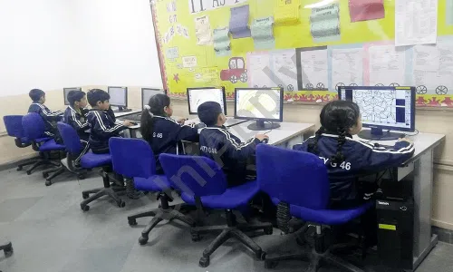 Amity International School, Sector 46, Gurugram Computer Lab