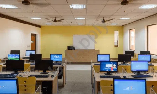 Asian Public School, Kharoda, Sohna, Gurugram Computer Lab