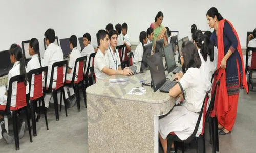 Gurugram Public School, Sector 55, Gurugram Computer Lab